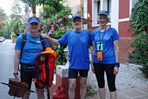 Felicia-, Boris Scharenberg und Achim Weiffen vertreten den Siegburger Ruderverein auf der Vogalonga in Venedig.